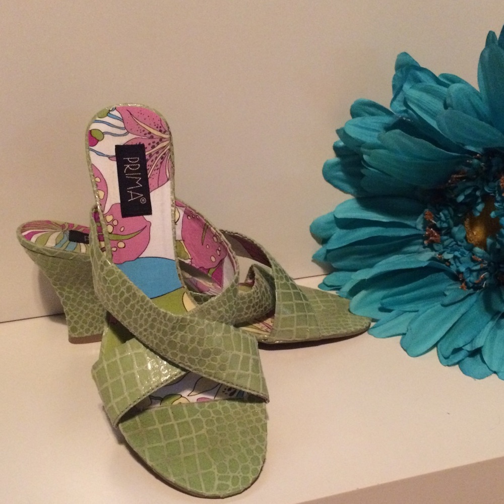 Prima Lime Green Wedge Sandals Size 8.5